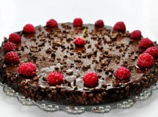 Raw Vegan Chocolate and Raspberry Cake